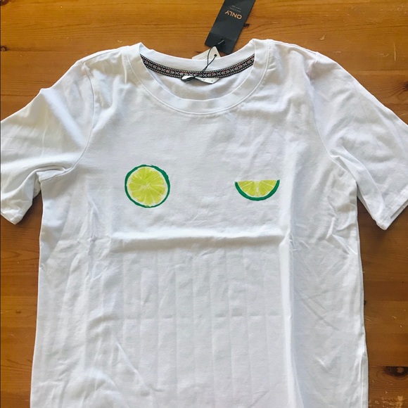 Only t-shirts all brand new - Picture 6 of 8